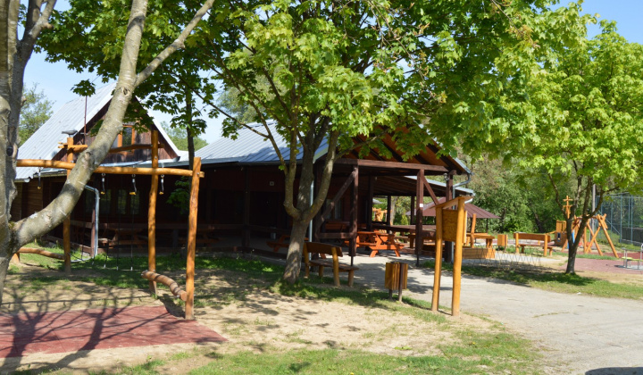 Fotka - Stredisko cestovného ruchu športovo turistický areál - Dreveňák